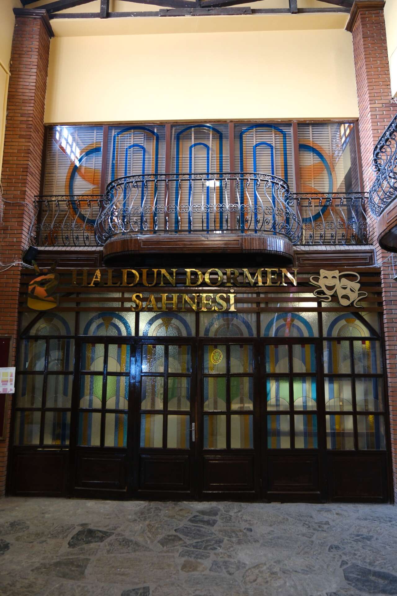 Büyük usta Haldun Dormen'e vefa: Sahnenin adı değişti 7